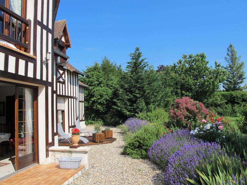 Le Mont D'Auge Bed and Breakfast Canapville  Exterior foto